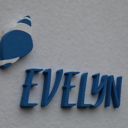 Eine Sehr Gemuetliche Erdgeschoss Wohnung Ihlow  Exterior foto