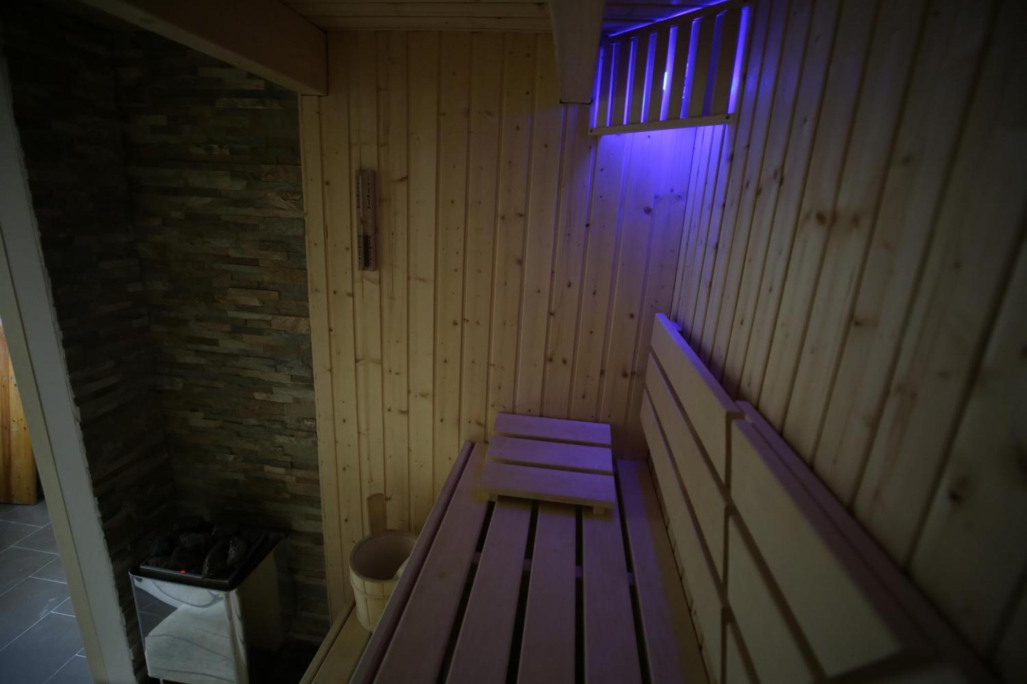 Eine Sehr Gemuetliche Erdgeschoss Wohnung Ihlow  Exterior foto